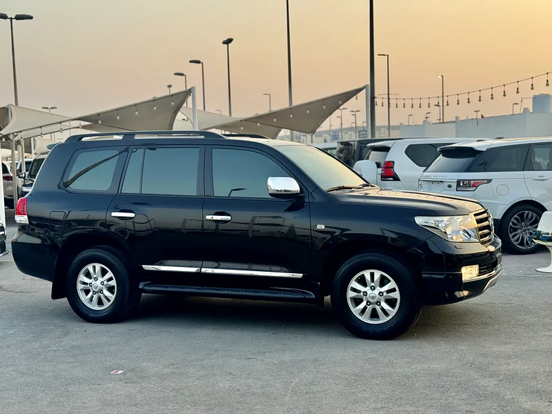 تويوتا لاند كروزر 2009 GXR V663157883286657113