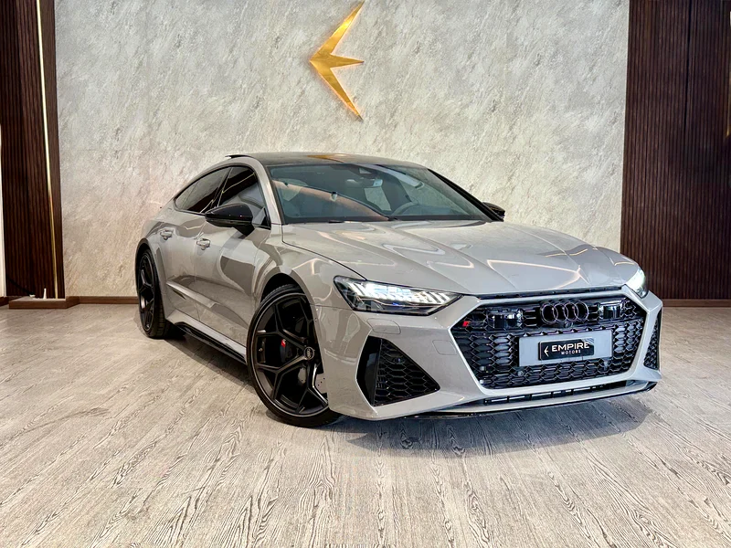 AUDI RS7 Sportback Performance II 2024 II UNDER WARRANTY AND SERVICES  AL NABOODA II 7500 MONTHLY63225312076033111