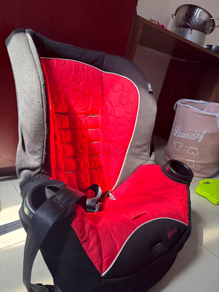 Baby stroller and car seater63205360965379118