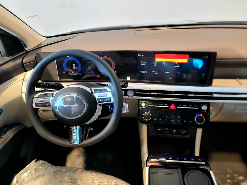 HYUNDAI TUCSON 1.6 TURBO MODEL 2025 GCC PANORAMIC SUNROOF63169441534722112