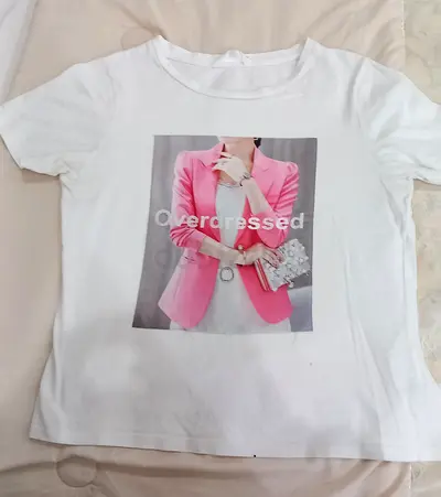 Trendy Oversized Graphic Tee for Fashion Lovers!