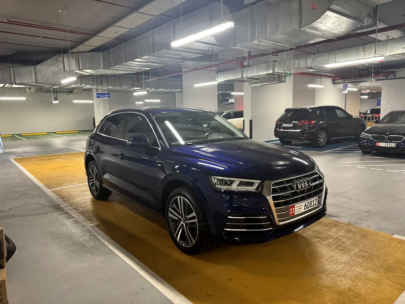 Audi. Q5. 45TFSI. 2020. S Line. 64000 kmUnder Audi Warranty. Zero Accident63149584272002111