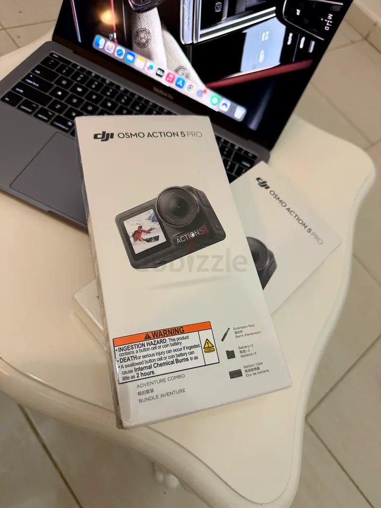 DJI Osmo Action 5 Pro - Adventure Combo