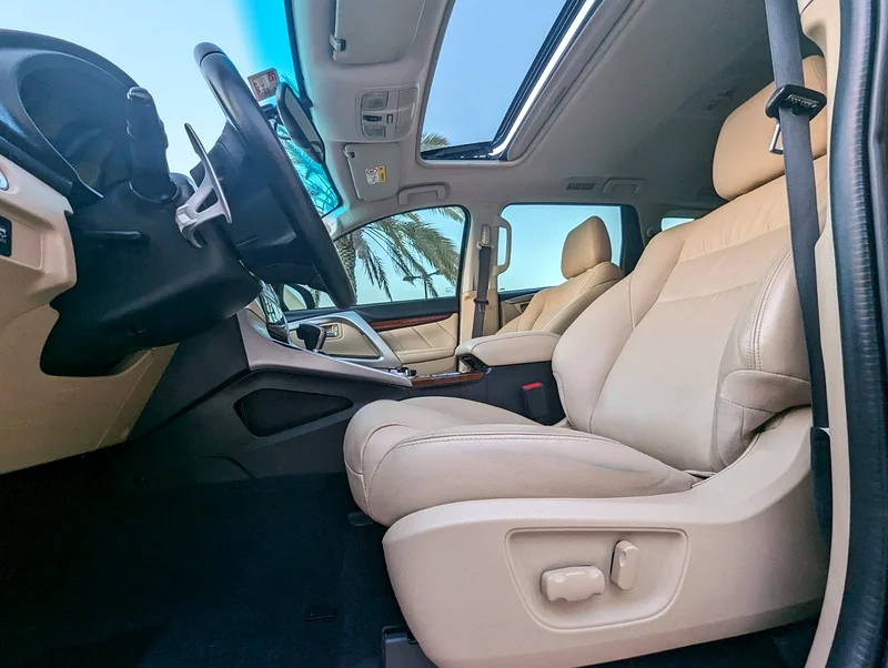 MITSUBISHI MONTERO SPORT 2017 GLS 4X4 FULL OPTION ORIGINAL PAINT LOW MILEAGE IN EXCELLENT CONDITION63225309417729114