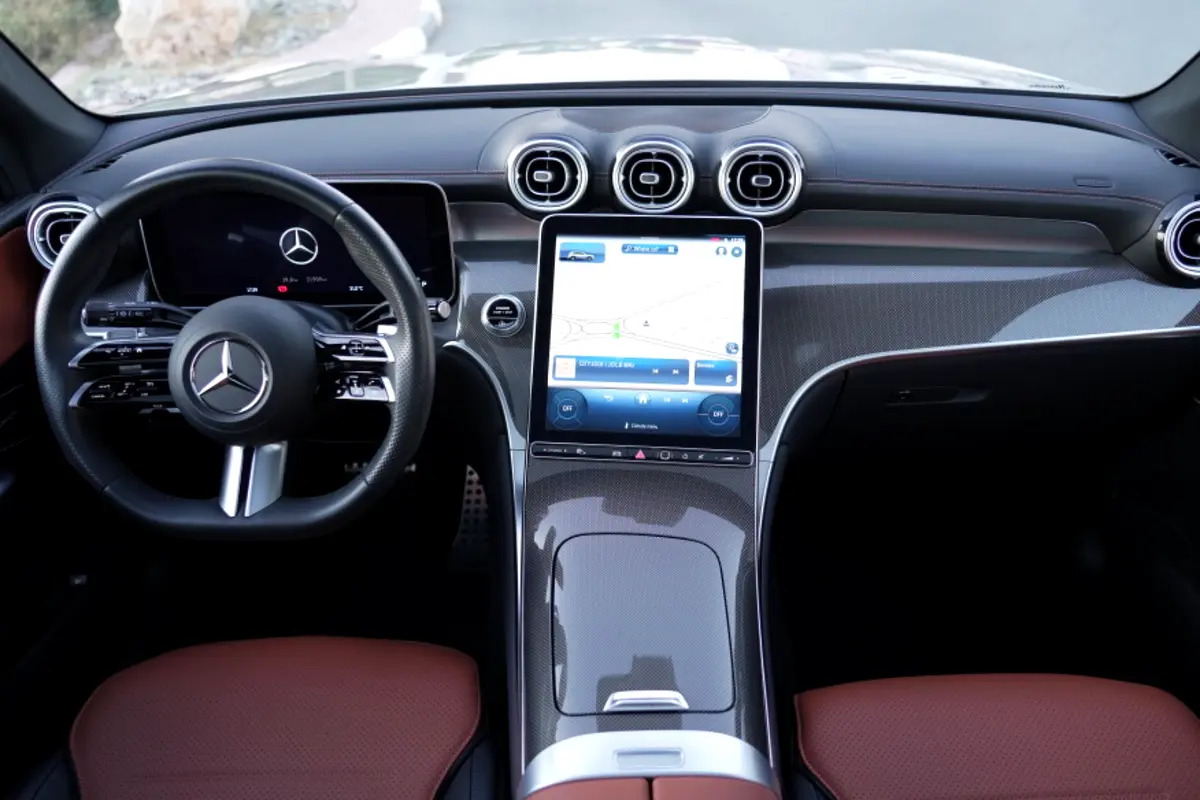 Mercedes-Benz GLC-Class 2023