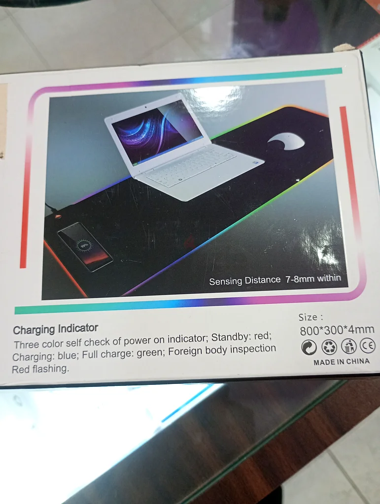 لوحة ألعاب سلكية بمواصفات RGB مع شحن لاسلكي - 10 أوضاع إضاءة، بساط LED63256063847169112