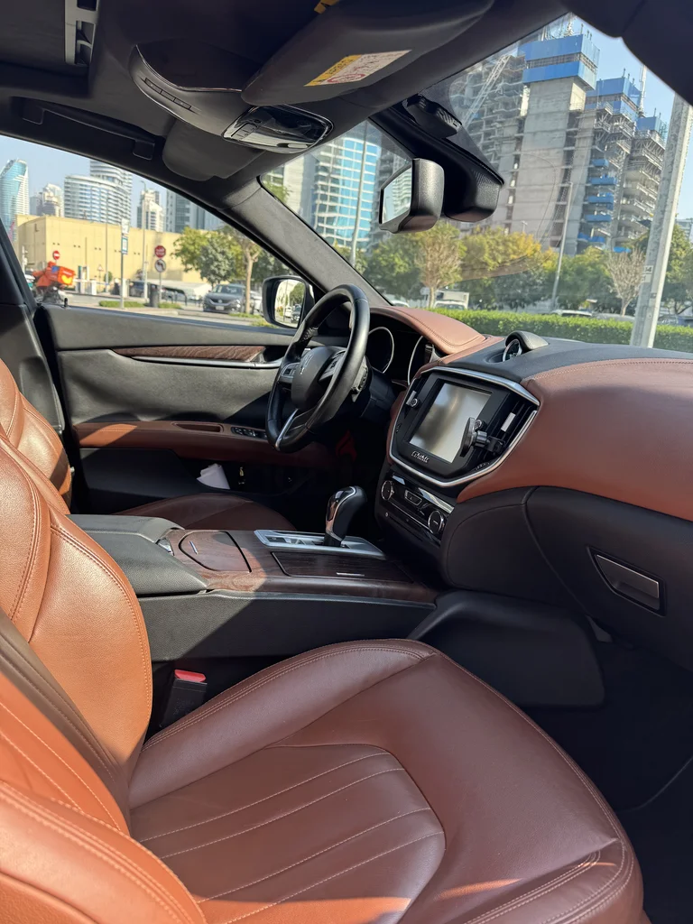 Maserati Ghibli62932676915970114