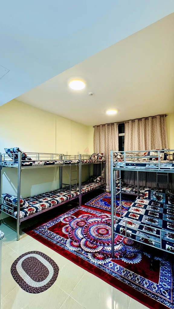Bed Space Available – ADCB Metro, Karama – New Room | All-Inclusive | AED 800 | Daily Aed 5063796043633794110