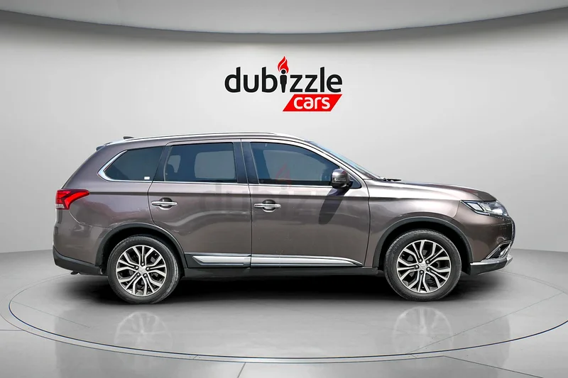 AED 758/month | 2017 Mitsubishi Outlander  | GCC Specs | Ref#33270363225309688449113