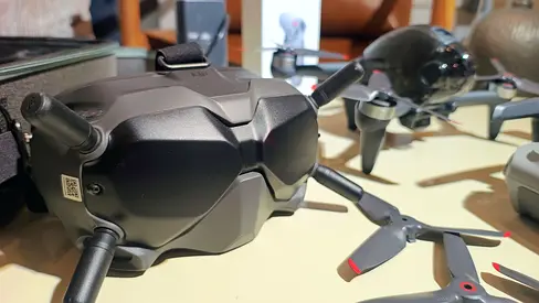 DJI FPV DRONE COMBO KIT FLAWLESS