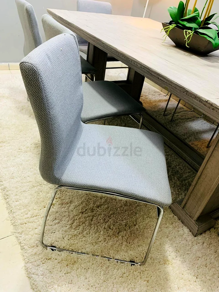 طقم طعام أنيق مع 8 كراسي عصرية63184228836097113