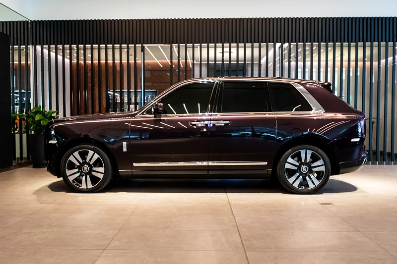 Rolls-Royce Cullinan /Model Year 2019 / 30,700 km63173486137985112