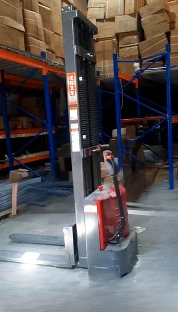 Storage services - Ajman and Sharjah Warehouse storage services - Book Space Now!63220835541634114