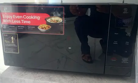LG Microwave Oven - Enjoy Even Cooking!