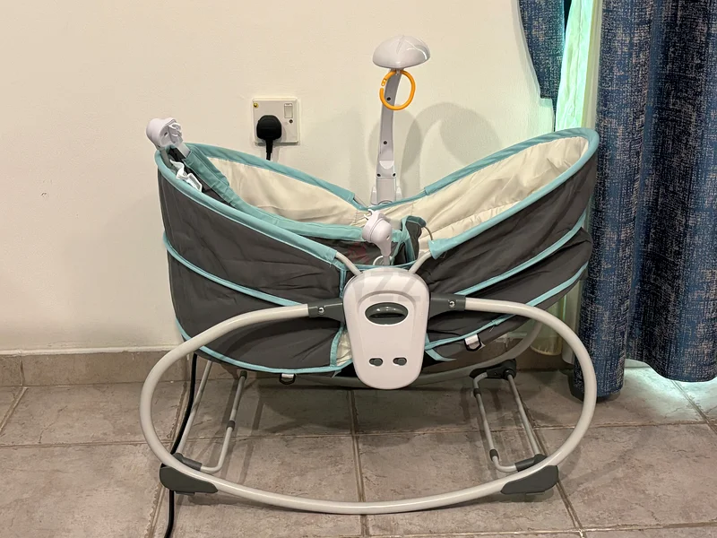 Gentle Rocking Cradle for Your Little One63205890831234111