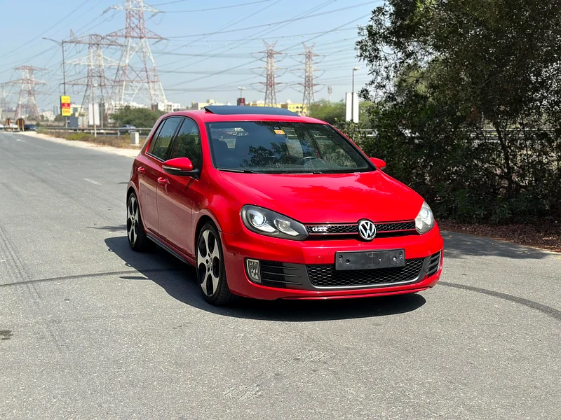 2011GTI 
Volkswagen Golf
2000 - 2499 cc 4 cylinders
200 - 299 HP
-----------------63151399729282112