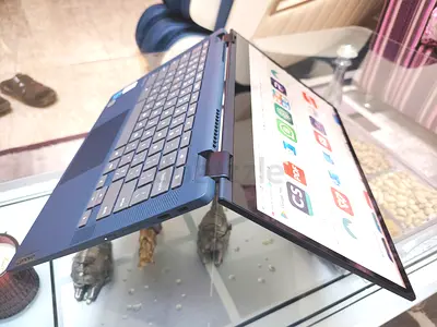 Lenovo idea pad Flex 5 TouchScreen + 360 Degree _RAM 4 GB_SSD 32 GB_Excelent Condition