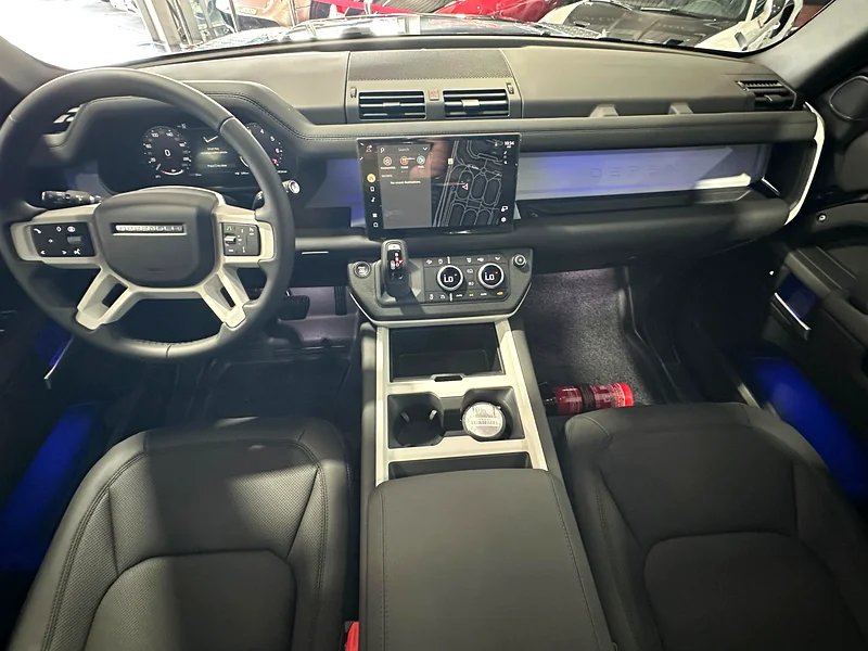 Land Rover Defender 110 P300 ,
AL Tayer 5 Years Warranty and Service63176167954179112
