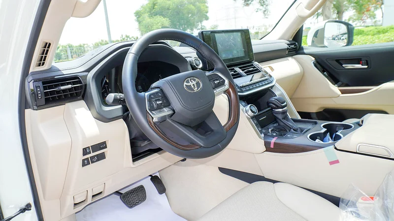 2025 TOYOTA LAND CRUISER GXR 4.0L PETROL - SOFT DOOR + 360 CAMERA63158340600194114