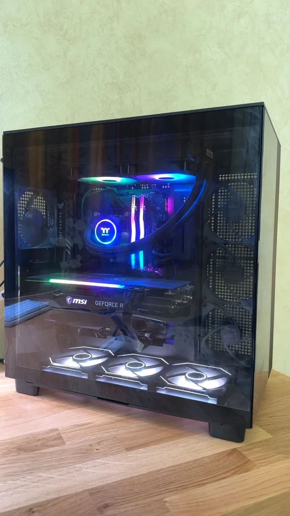 Complete High-End PC Bundle - Gaming PC + Monitor + Mic + Accessories63167118074755111