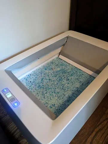 Automatic cat litter box