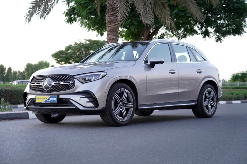 MERCEDES BENZ GLC 200 SUV 4 MATIC MODEL 2023 –  31,000 KM
WARRANTY  SERVICE 5 YEARS OR 105,00063158339556995113