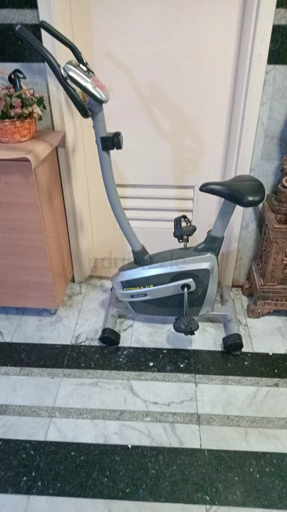 Get Fit with This Compact Exercise Bike!63170856205315112