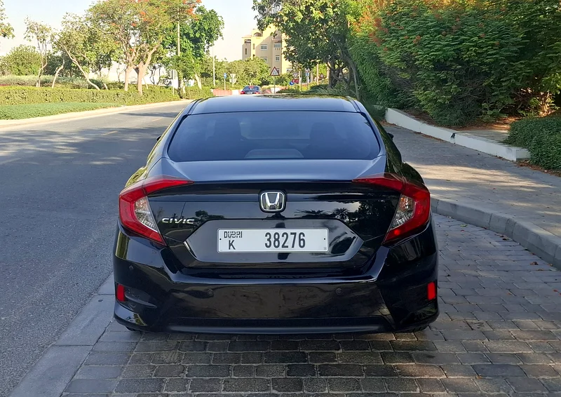 سيارة هوندا سيفيك 2019، سعة 1.6 لتر، 4 أسطوانات، ناقل حركة أوتوماتيكي، إطارات جديدة بالكامل، بطارية جديدة، بحالة ممتازة63155091960450113