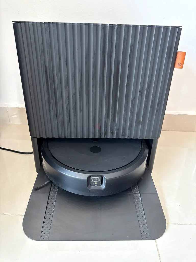 مكنسة كهربائية روبوتية - iRobot