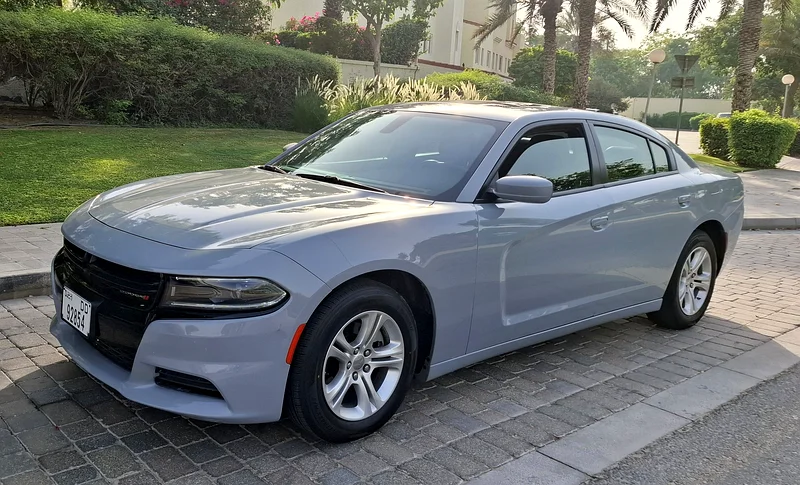 شاحنة دودج شارجر 2022، سعة 3.6 لتر، طراز SXT، مع فتحة سقف، وجلد، وإطارات جديدة، بحالة ممتازة63155092024067111