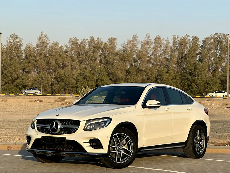 MERCEDES GLC-250 GCC 2018 ORGINAL APINT // FULL OPITION // PERFECT CONDITION63157441483393112