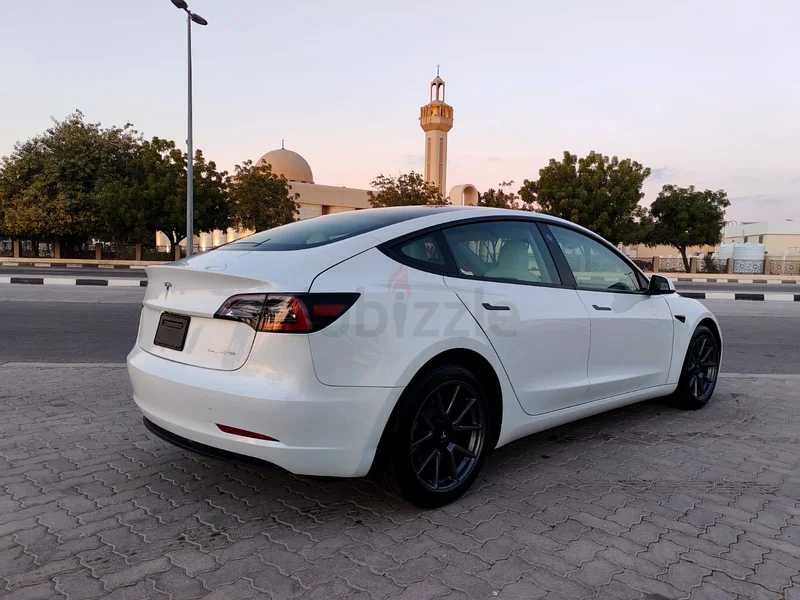 تسلا موديل 3 لونج رينج 202363176169394049112