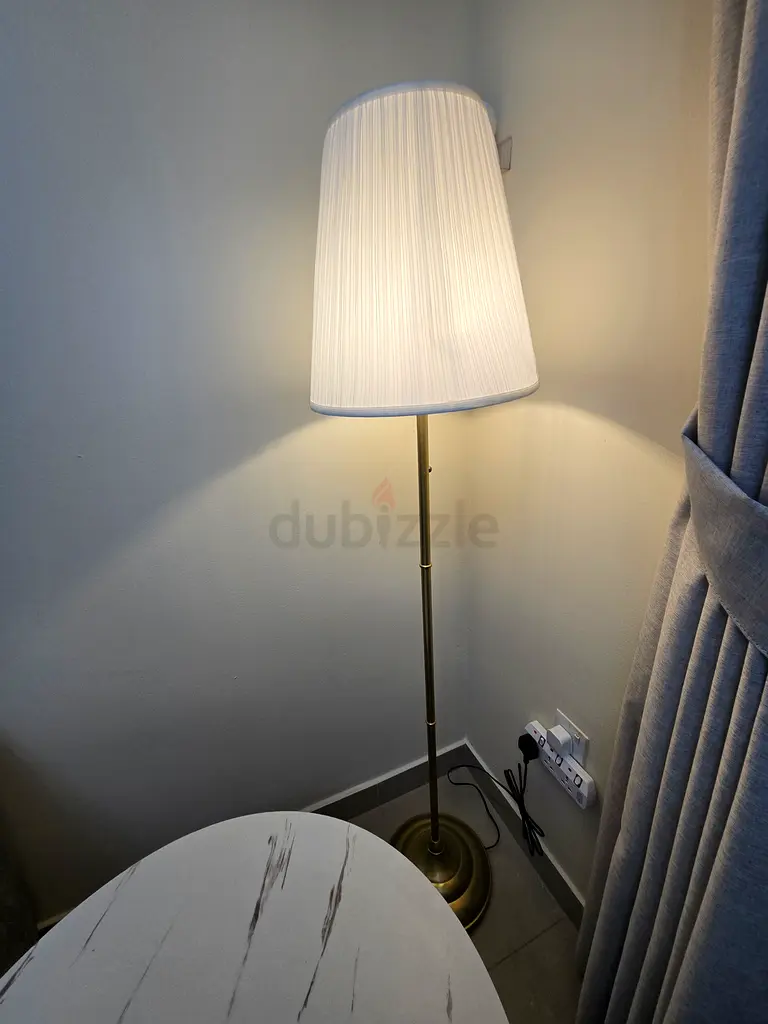 floor lamp63217812494466112