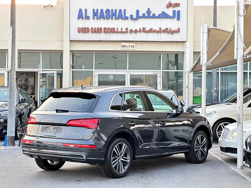 Audi Q5 GCC 2020 Excellent Condition Full option63157444025091114