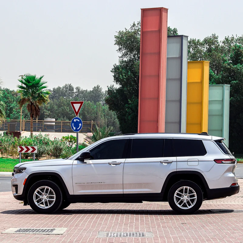 Grand Cherokee LAREDO V6 3.6 202263398604337795114