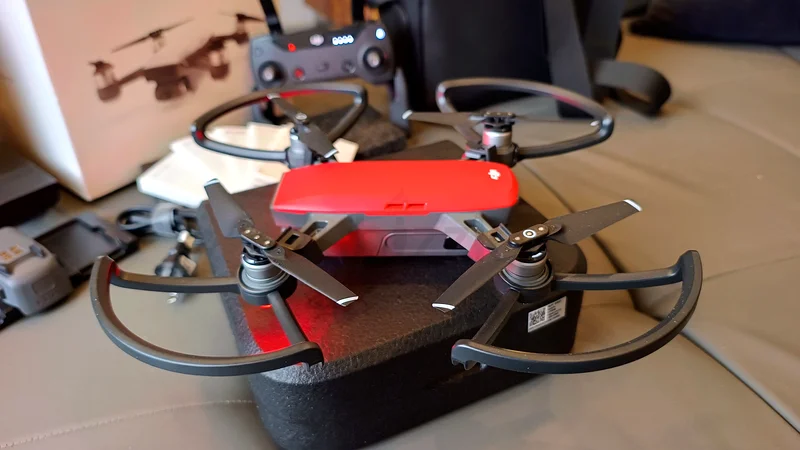 DJI SPARK DRONE LAVA RED (BRAND NEW)63241128472322111