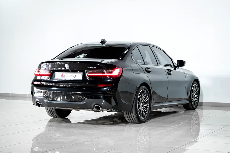 AED 2,000 PM | 330 I |GCC | 2.0L | M-PACKAGE | DEALER WARRANTY63158800744450113