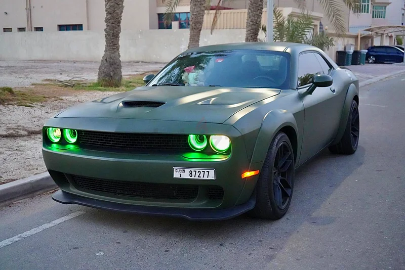 Dodge challenger v6632247879755541120