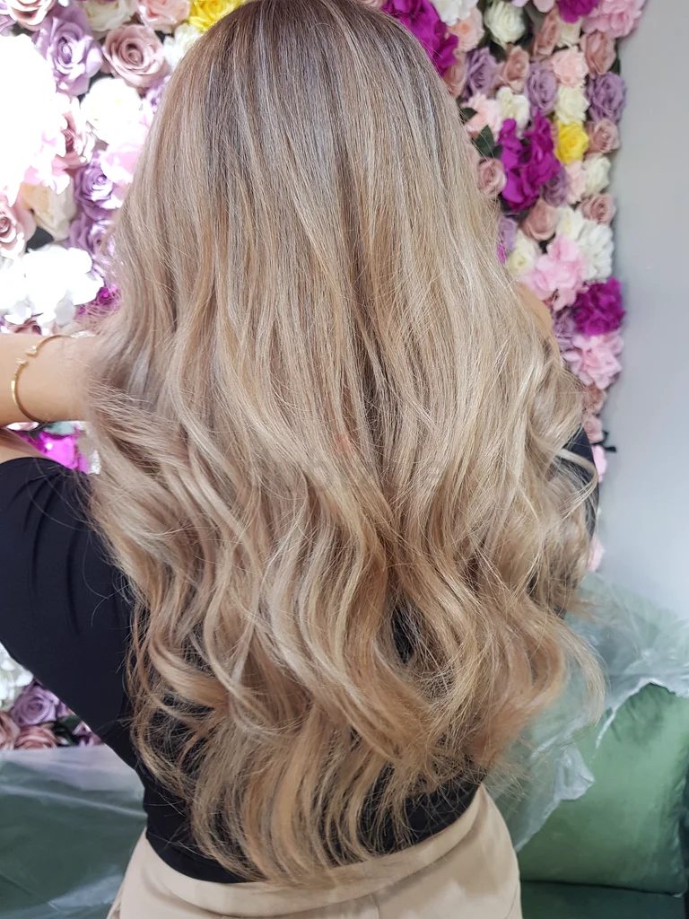 العناية بالشعر63441580291203113