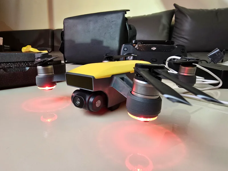 DJI SPARK DRONE YELLOW (COMBO KIT)63241128511362114