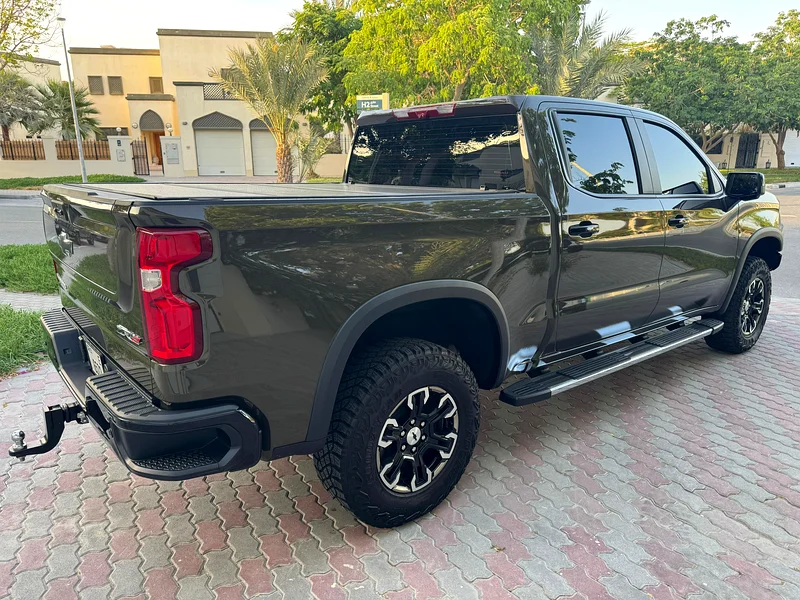 شيفروليه سيلفرادو ZR2 6.2 لتر  
خيار كامل  
منطقة التعاون الخليجي  
ضمن الضمان  
2023  
9300 كم63172649271683113