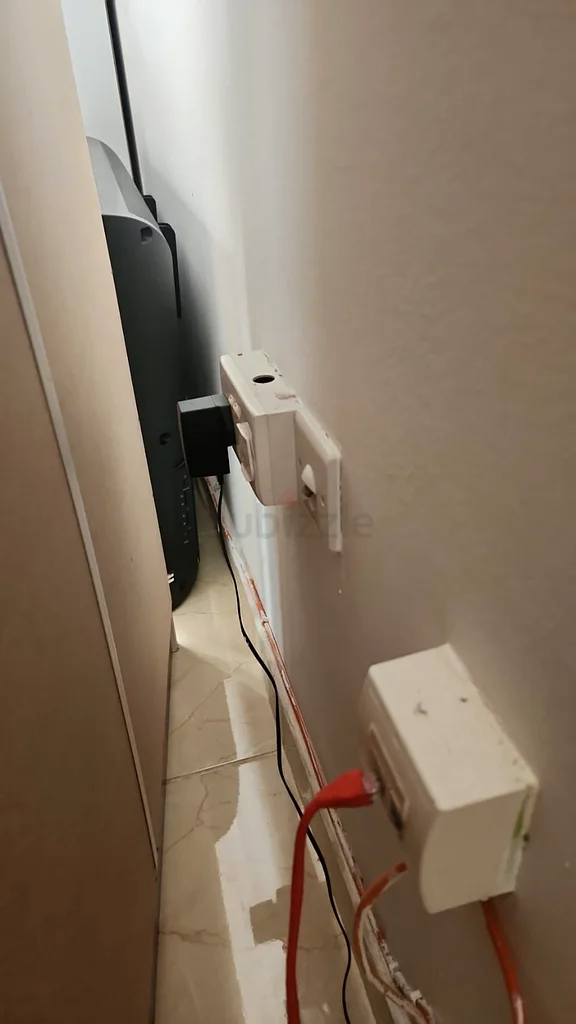 electrician63220334088322113