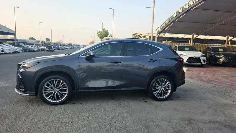 لكزس NX 350 بلوتينيوم، موديل كندي 2022، خيارات كاملة63398636348675112