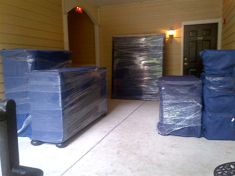 MIC Home Movers Dubai, Furniture Movers and Packers,  Affordable Price Moving Company.63220333619971112