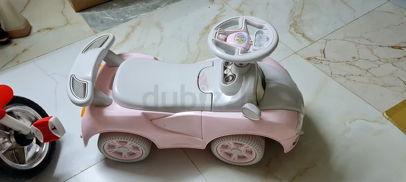 Exciting Red Tricycle for Your Little Racer!63170852492289113
