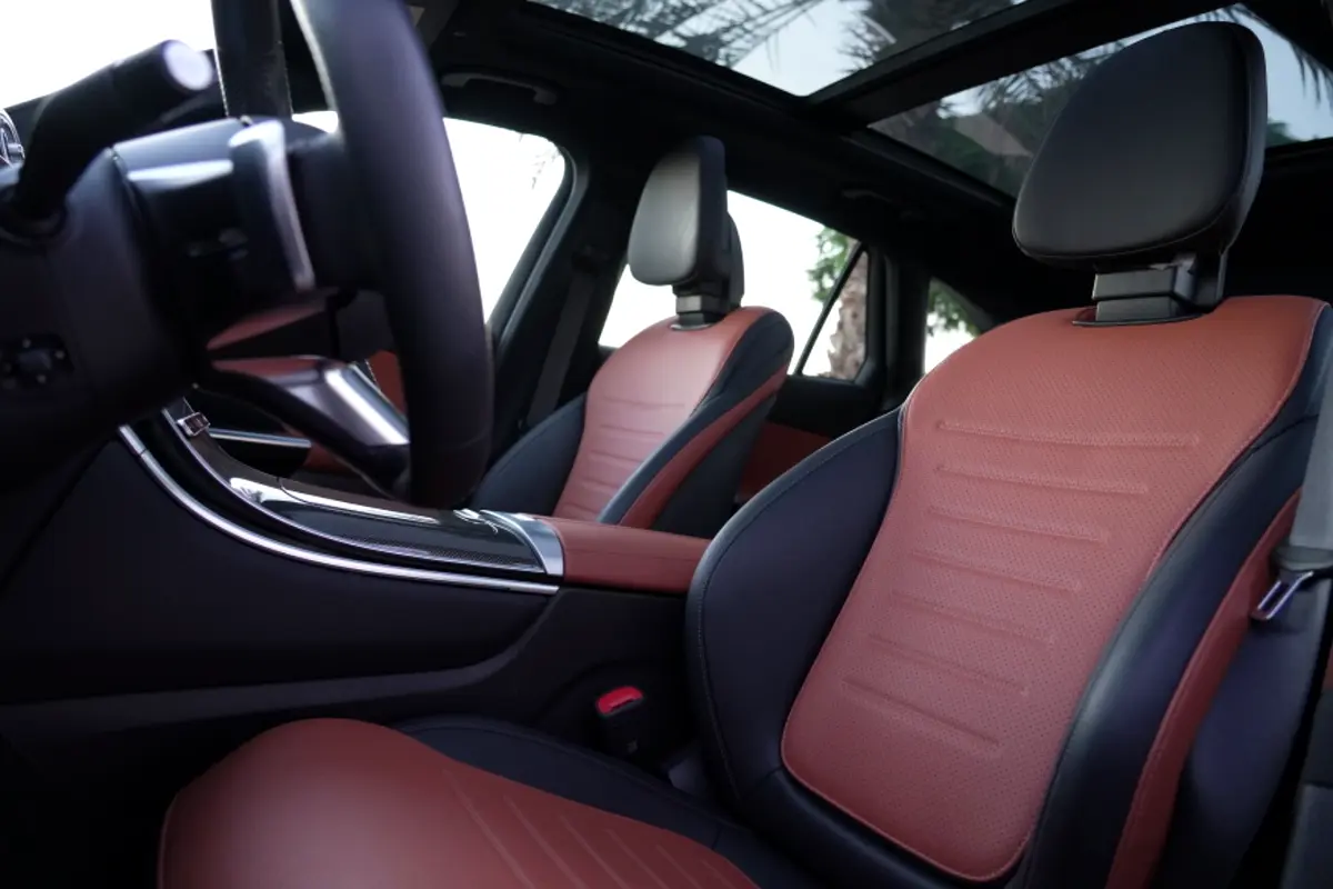 Mercedes-Benz GLC-Class 2023