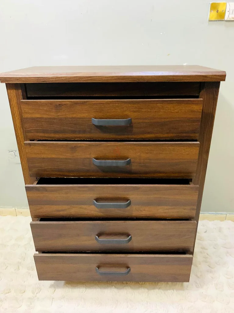 Wooden Chest of Drawers - Practical Storage Solution63183730303491111
