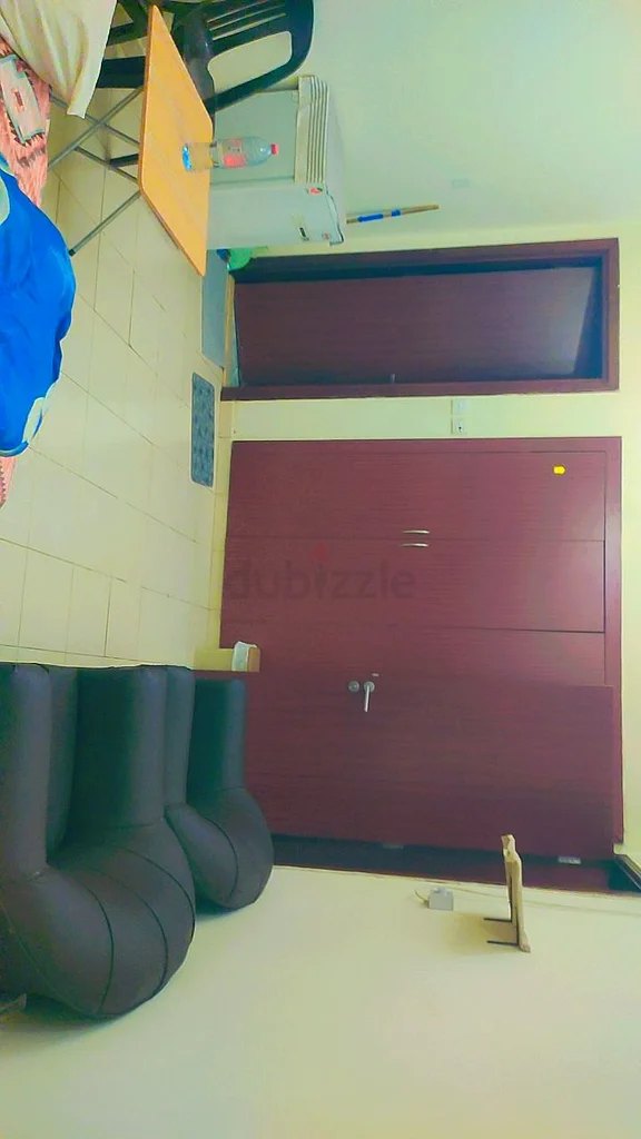 غرفة نوم رئيسية متوفرة63798014486147114