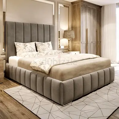 Elegant Plush Bed Set with Designer Headboard