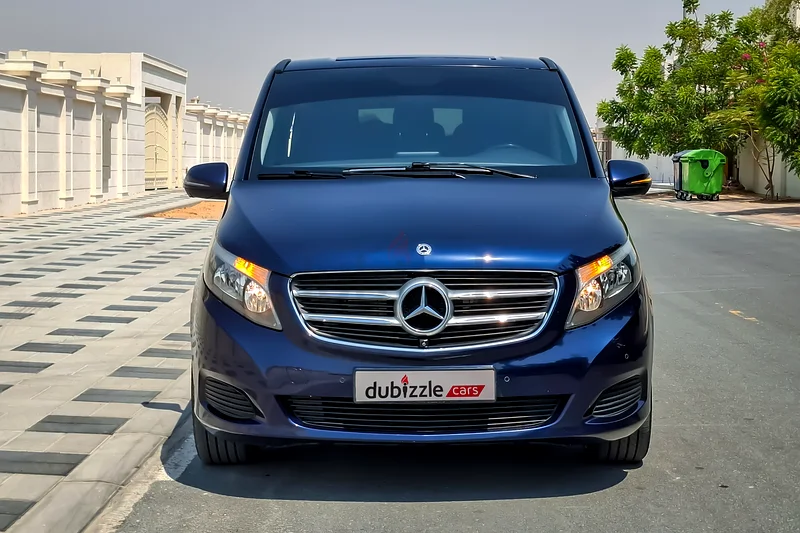 1655 درهم شهريًا | مرسيدس بنز V-Class V 250 من عام 2019 | مواصفات خليجية | رقم المرجع #33338663164770164226111